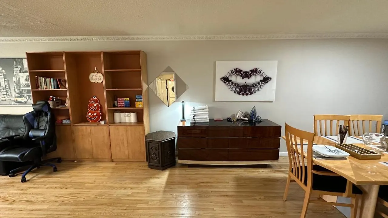 Full Privacy House With Free Parkings Διαμέρισμα Τορόντο