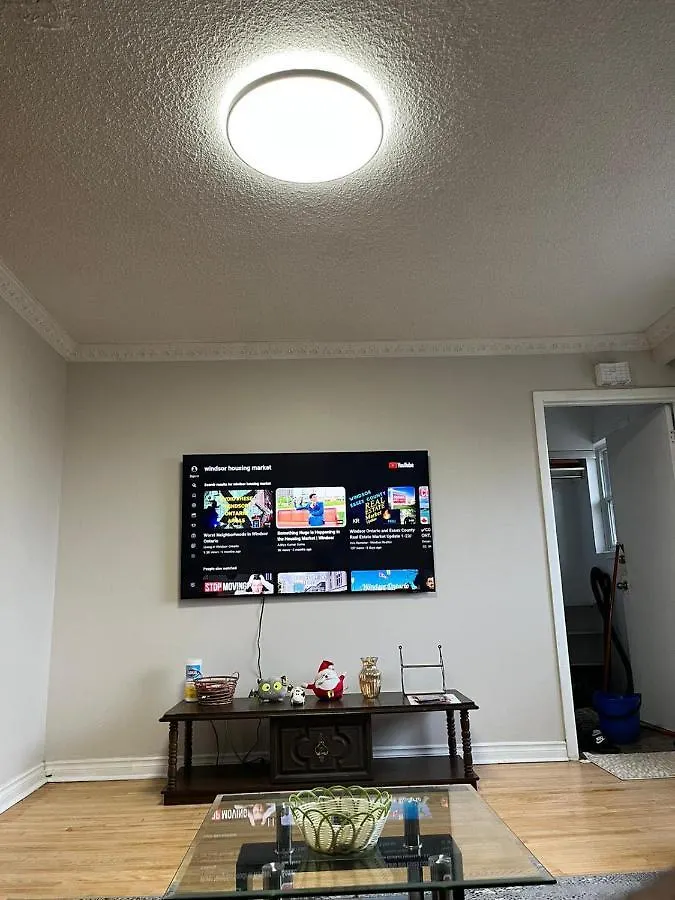 Full Privacy House With Free Parkings Apartment Toronto